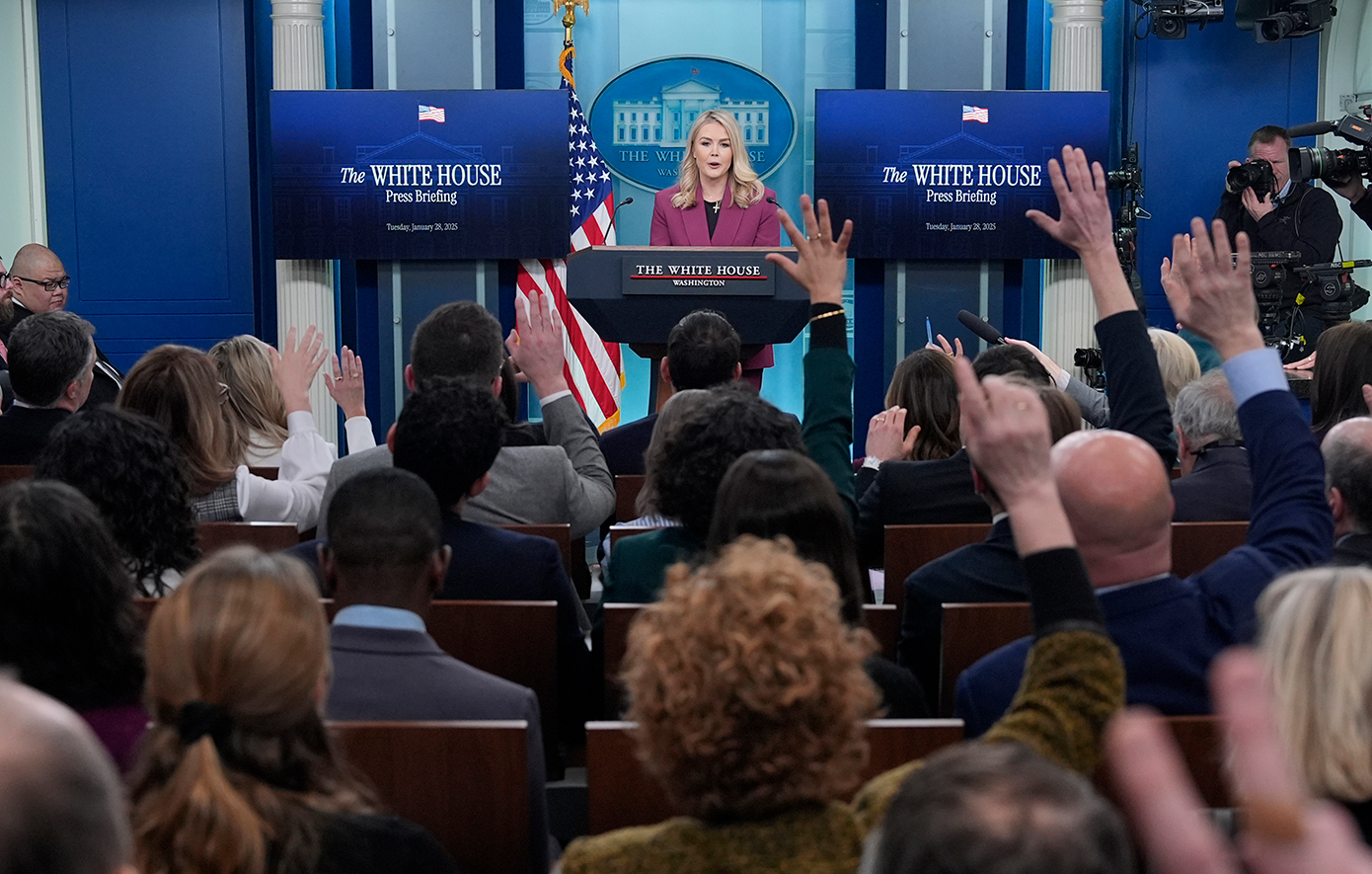 Κάρολαϊν Λίβιτ Κάρολαϊν Λίβιτ