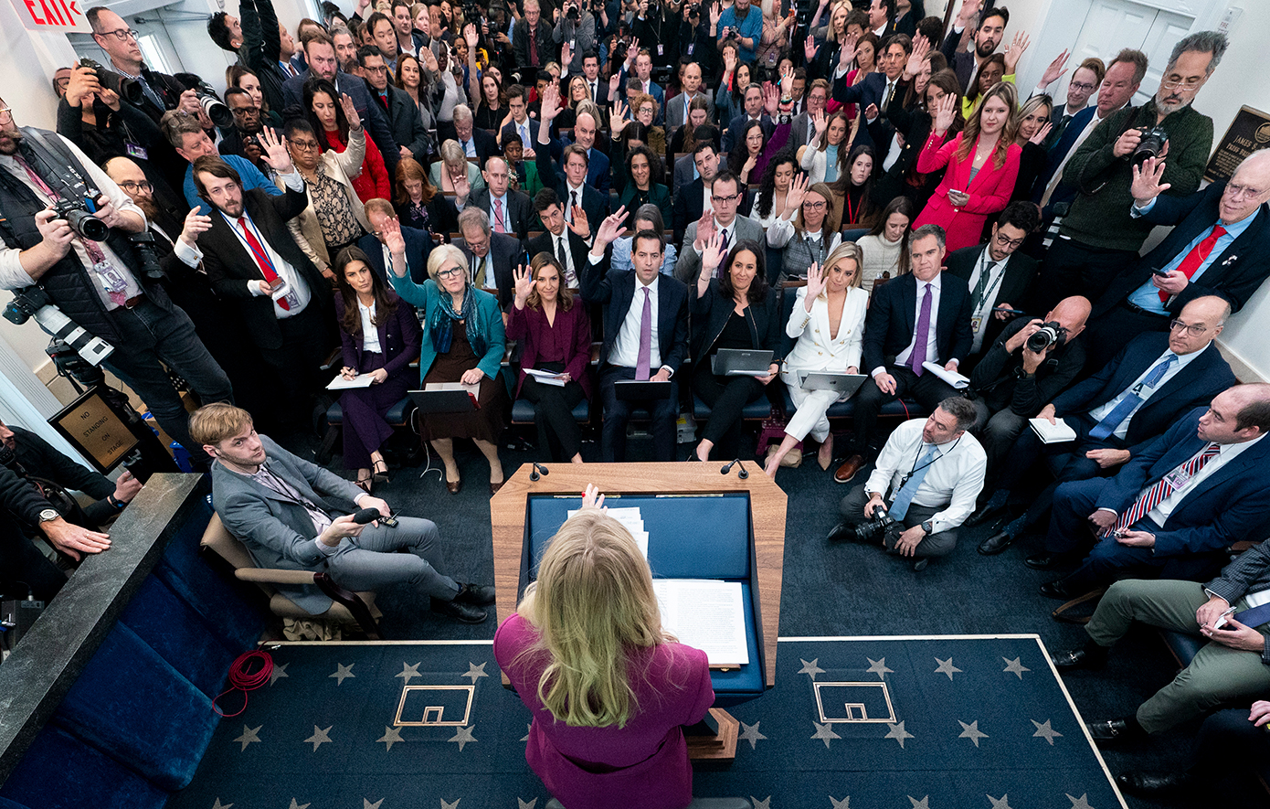 Κάρολαϊν Λίβιτ Κάρολαϊν Λίβιτ