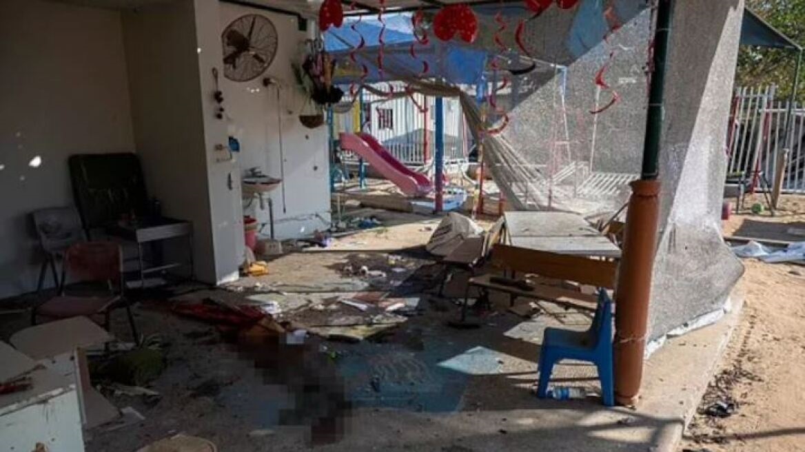 Ο ισραηλινός στρατός ανακοίνωσε ότι σκότωσε «κατά λάθος» δύο κατοίκους ενός κιμπούτς στην επίθεση της 7η Οκτωβρίου