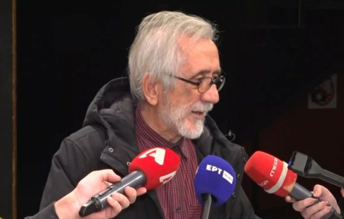 Τάσος Παλαντζίδης: Στην ηλικία που είμαι, είναι αστείο να κλαις τη μάνα σου, όταν θα μπορούσαν να σε κλαίνε τα παιδιά σου