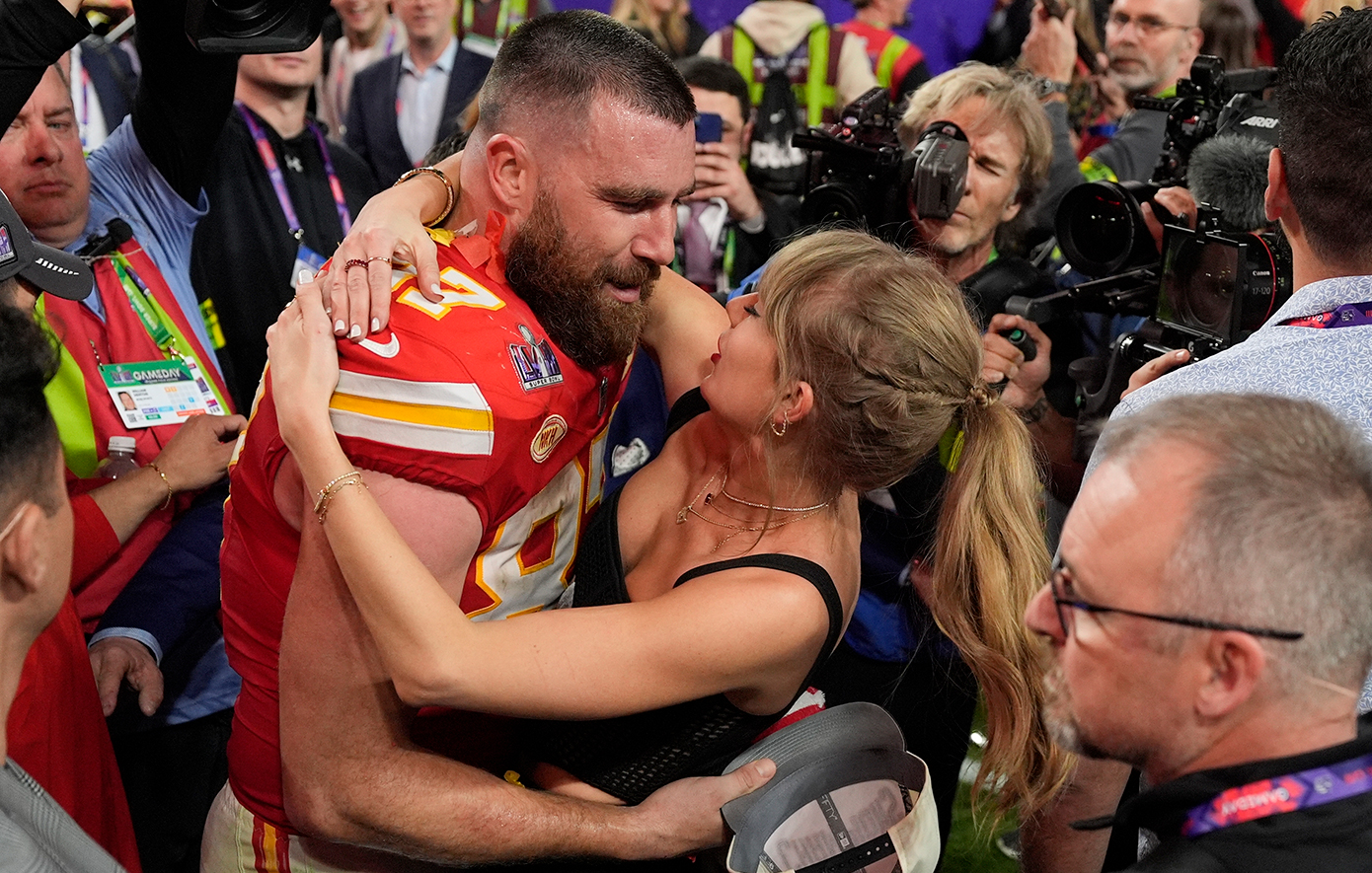 Τέιλορ Σουίφτ- Τράβις Κέλσι