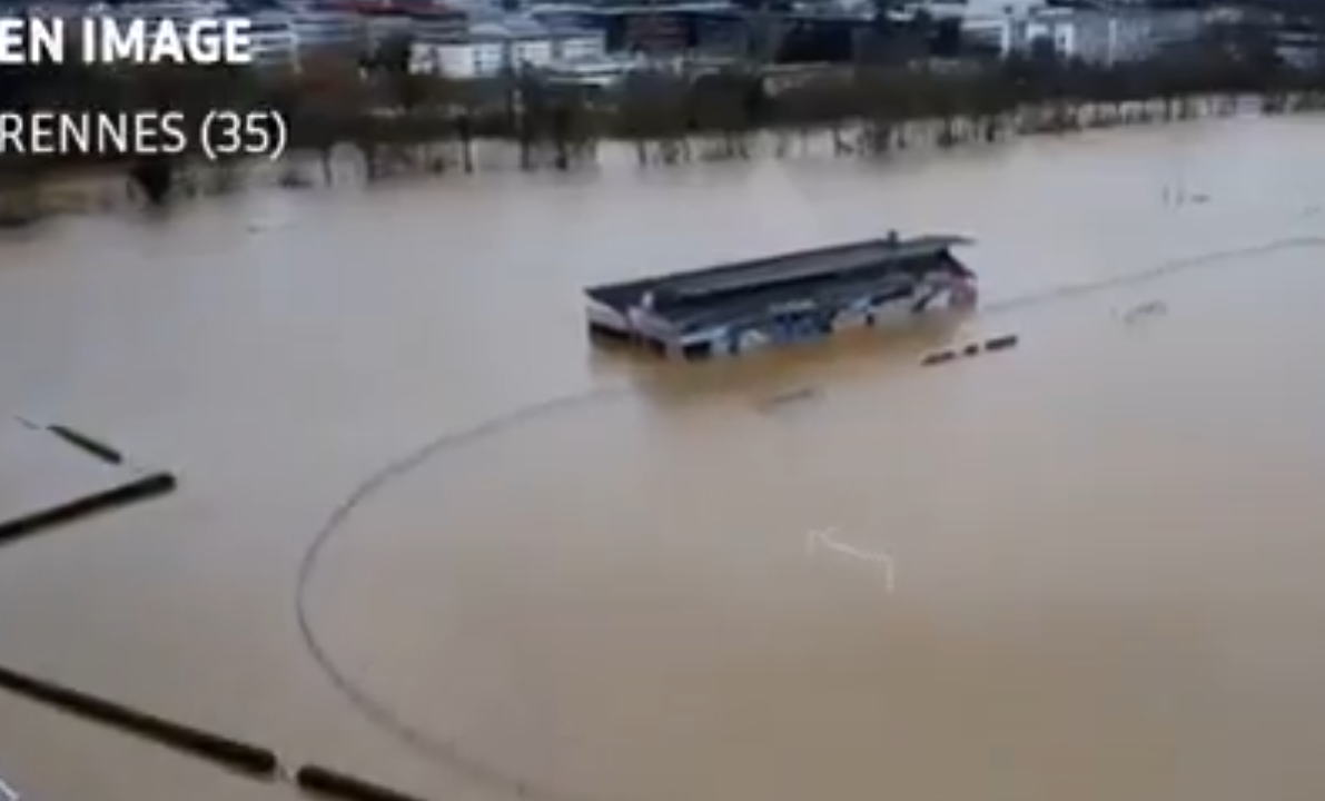 Εκτεταμένες πλημμύρες πλήττουν το δυτικό τμήμα της Γαλλίας