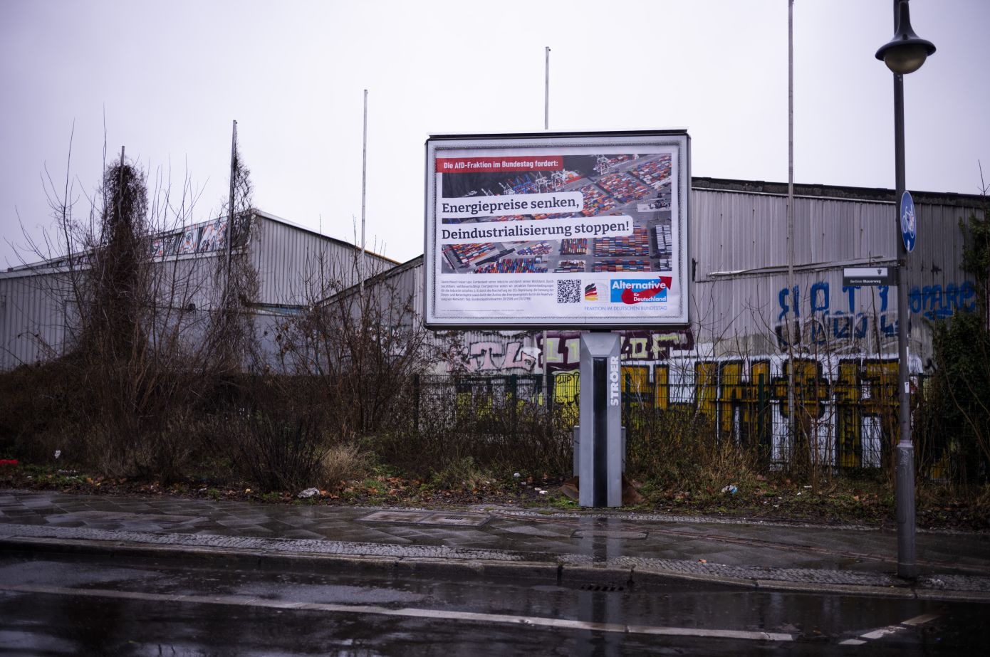 Σήμερα και αύριο το συνέδριο της AfD στη Σαξονία – Χιλιάδες διαδηλωτές εμποδίζουν την έναρξή του