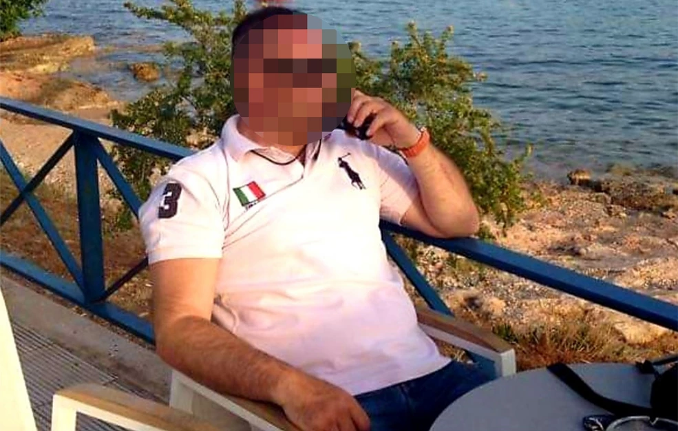 «Δεν ανήκει σ’ εμένα» λέει ο αστυνομικός της Βουλής για το πορνογραφικό υλικό με ανηλίκους