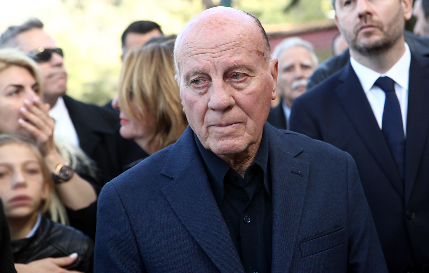 Μίμης Δομάζος: Τη Δευτέρα 27 Ιανουαρίου η κηδεία του &#8211; Θα προηγηθεί λαϊκό προσκύνημα