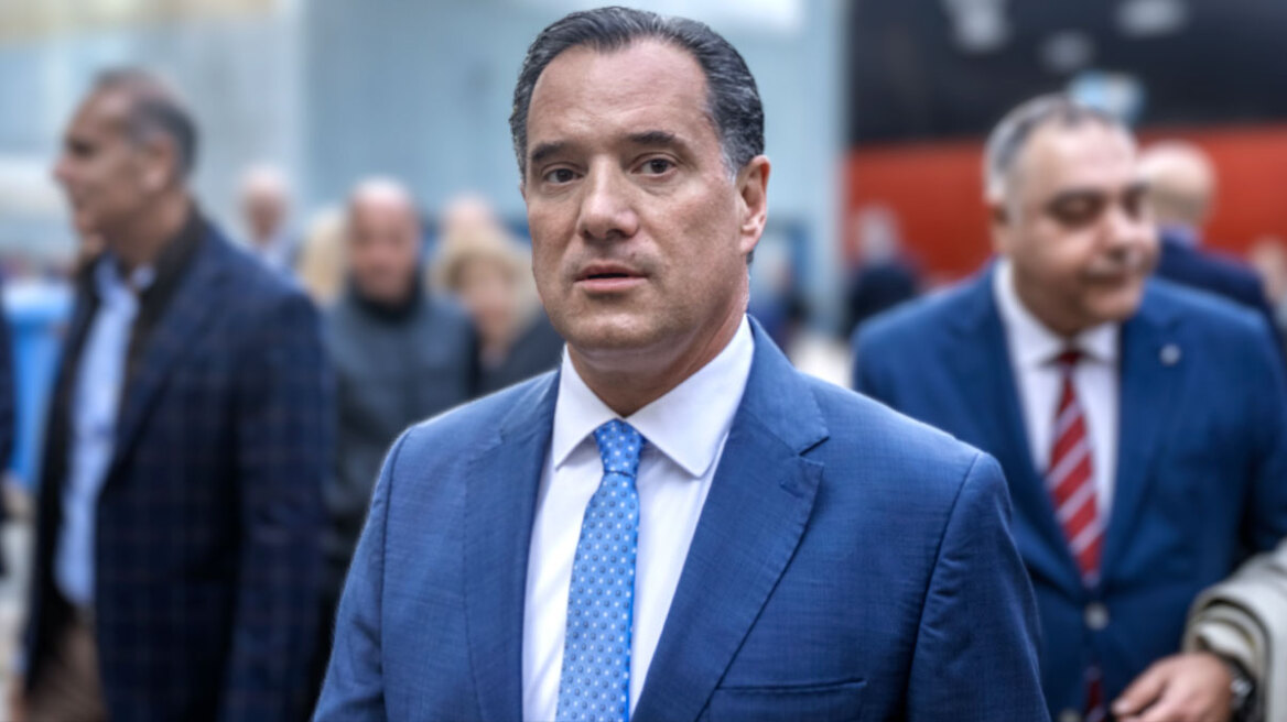 Τα τρία μέτρα του Γεωργιάδη για τον ΕΟΠΥΥ &#8211;  ΦΥΚ από τα φαρμακεία, προσλήψεις φαρμακοποιών και διάθεση σκευασμάτων στο σπίτι