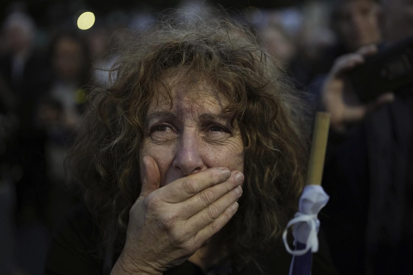 Δάκρυα χαράς για την απελευθέρωση των τριών πρώτων ομήρων της Χαμάς – «Σήμερα σίγησαν τα όπλα στη Γάζα» είπε ο Μπάιντεν