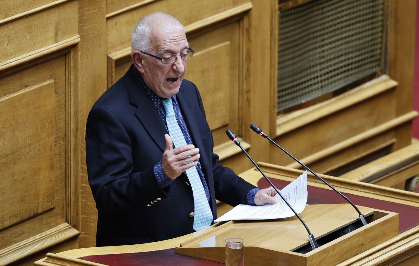 Ψηφίζει Νικήτα Κακλαμάνη για πρόεδρο της Βουλής και ο ΣΥΡΙΖΑ