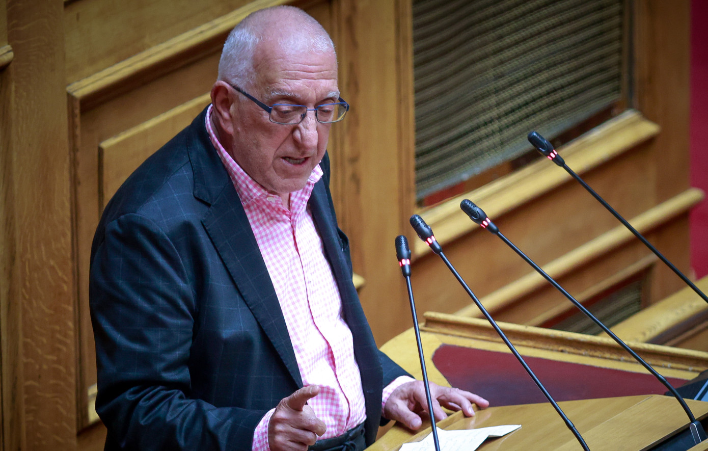 Τον Νικήτα Κακλαμάνη προτείνει η κυβέρνηση για Πρόεδρο της Βουλής &#8211; Παραιτείται ο Κ. Τασούλας