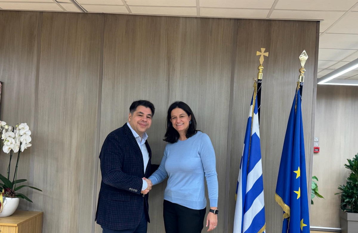Η τελευταία συνάντηση της Κεραμέως με τον πρέσβη Τζορτζ Τσούνη – «Η συνεργασία μας με την πρεσβεία των ΗΠΑ θα συνεχίσει δυναμικά»