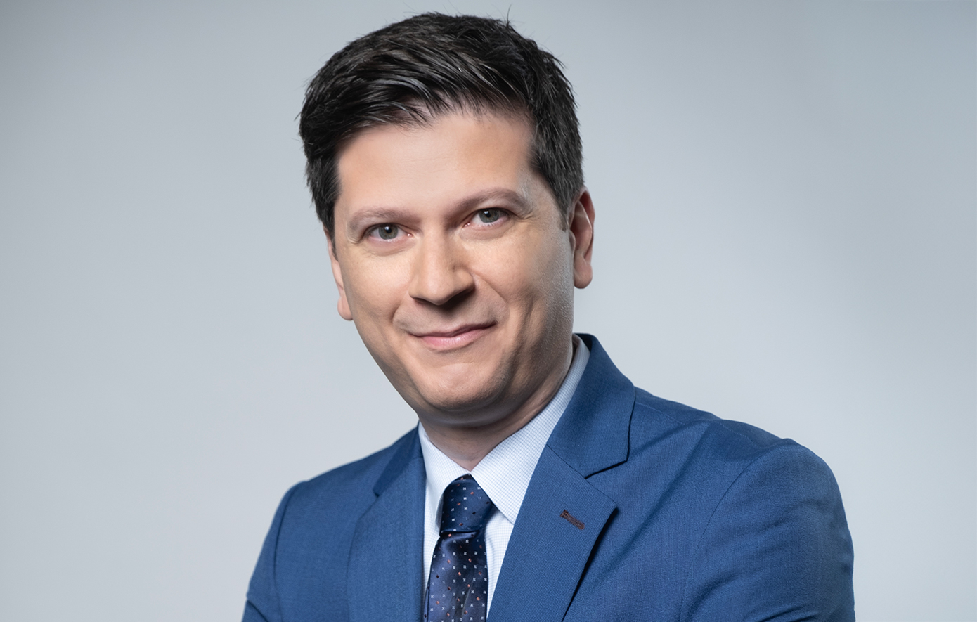 Η ΕΡΤ ανακοινώνει την επέκταση της συνεργασίας της με τον Απόστολο Μαγγηριάδη