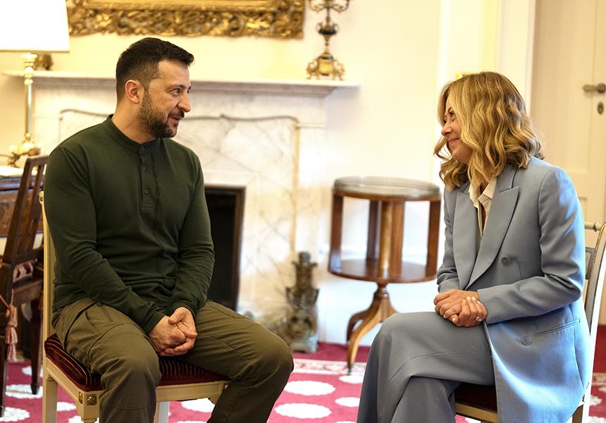 Συνάντηση Μελόνι – Ζελένσκι στη Ρώμη: «Θα συνεχίσουμε να προσφέρουμε στην άμυνα της Ουκρανίας»
