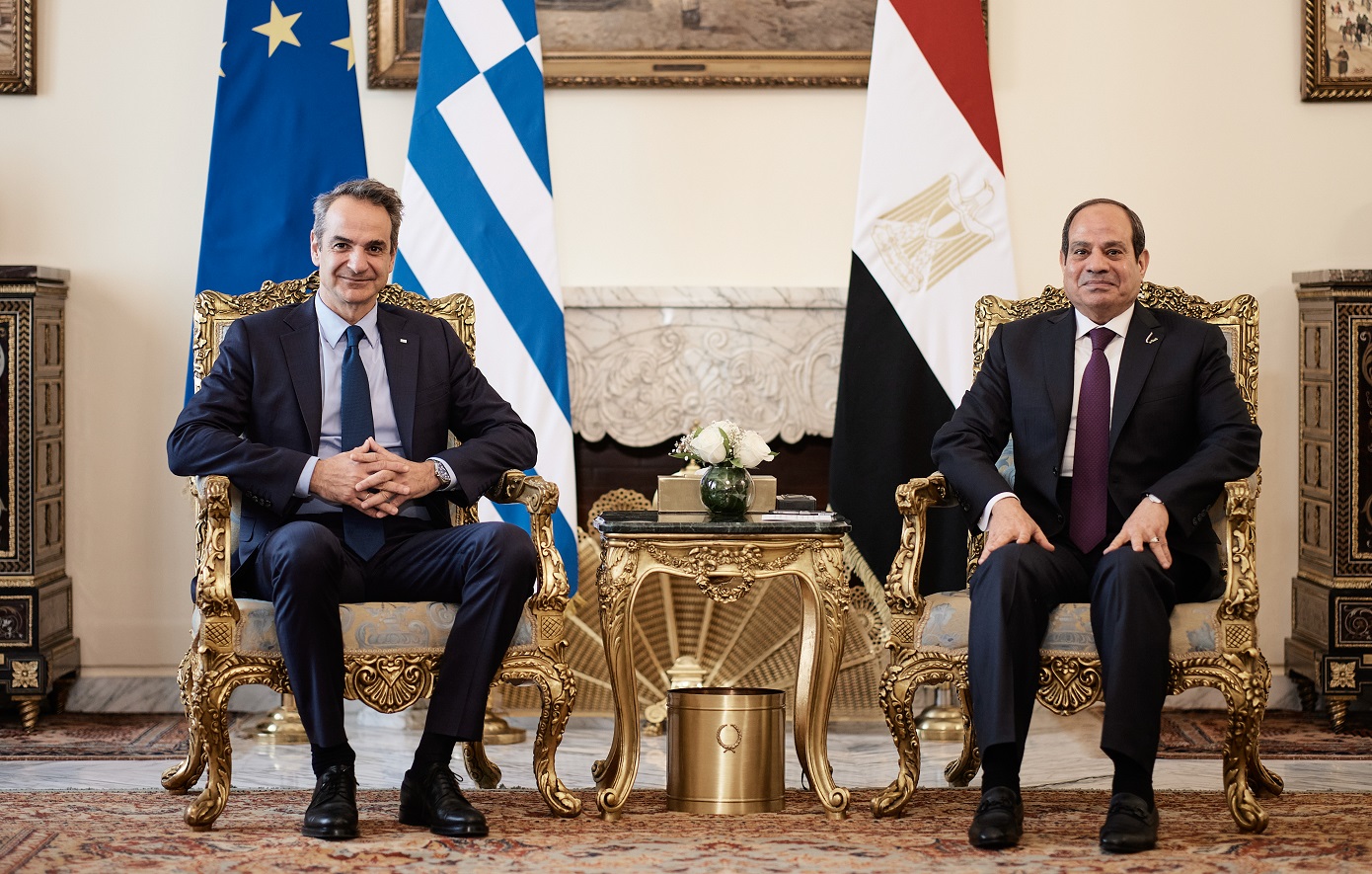 Αύριο η τριμερής Ελλάδας – Κύπρου – Αιγύπτου στο Κάιρο: Κατ’ ιδίαν συνάντηση Μητσοτάκη – Αλ Σίσι