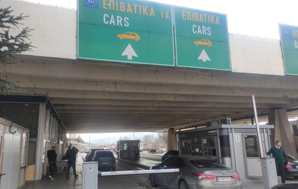 Συνελήφθη Βούλγαρος «εισπράκτορας» για τηλεφωνικές απάτες – Ετοιμαζόταν να φύγει από τη χώρα