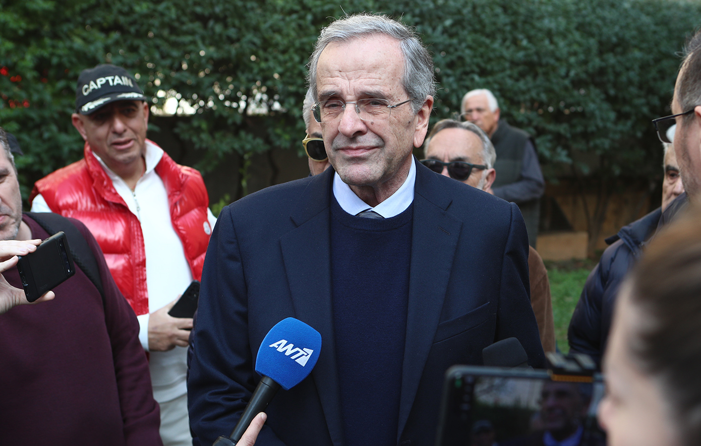 Σαμαράς: Η ατμόσφαιρα στην κοινωνία και στην πολιτεία είναι βαριά