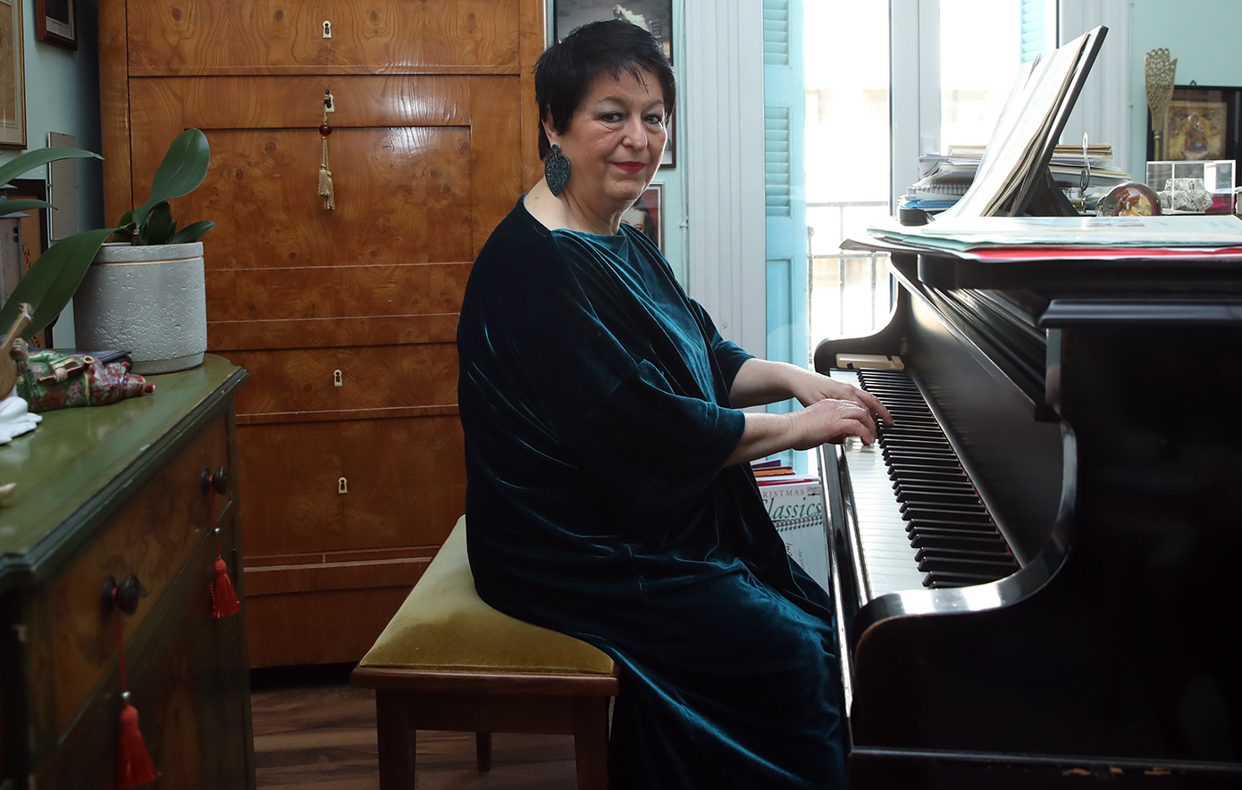 Σόνια Θεοδωρίδου Σόνια Θεοδωρίδου