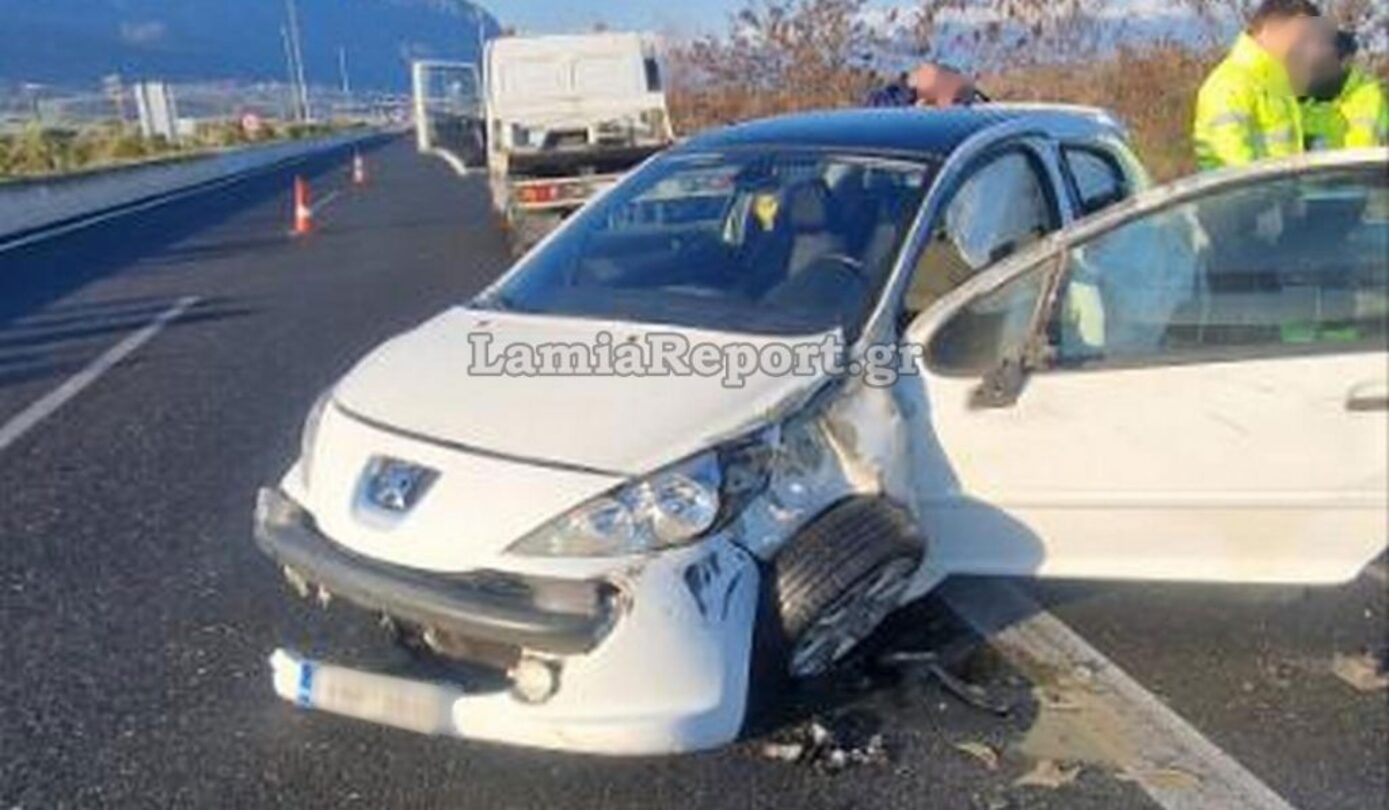 Τροχαίο στην εθνική οδό Αθηνών-Λαμίας – Οδηγός ένιωσε ξαφνική αδιαθεσία