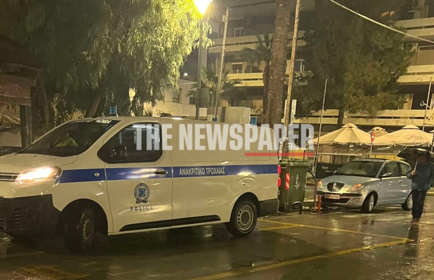 Μεθυσμένη γυναίκα προκάλεσε πανικό στον Βόλο – Παραλίγο να παρασύρει πεζούς στο πεζοδρόμιο