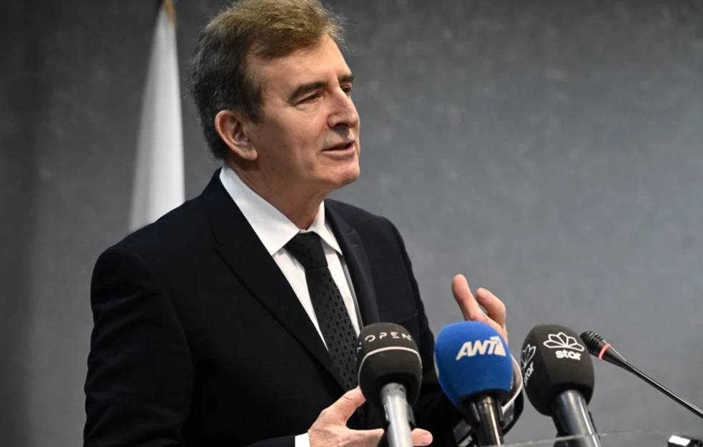 Συνάντηση Χρυσοχοΐδη με τον κύπριο υπ. Δικαιοσύνης: Στο επίκεντρο η αντιμετώπιση της ενδοοικογενειακής βίας και το «Panic Button»
