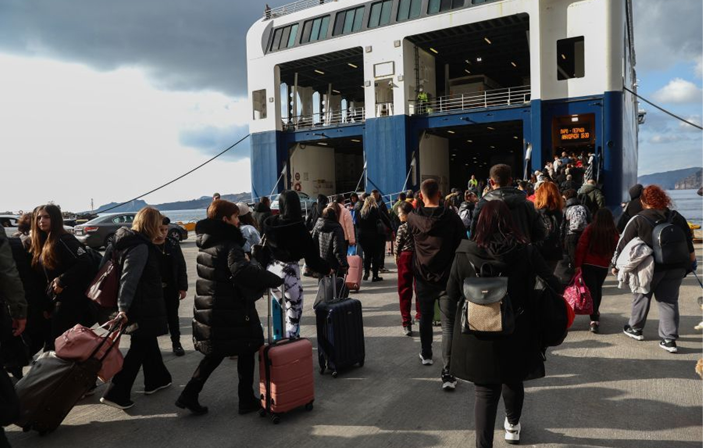 Στον ρυθμό των Ρίχτερ οι Κυκλάδες: Μπαράζ σεισμικών δονήσεων όλο το βράδυ &#8211; Πού δεν θα λειτουργήσουν τα σχολεία