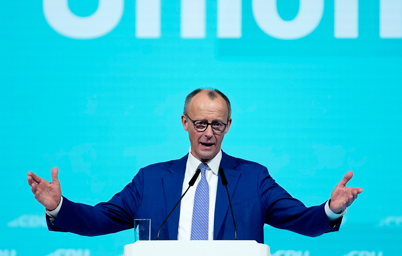 Φρίντριχ Μερτς Φρίντριχ Μερτς