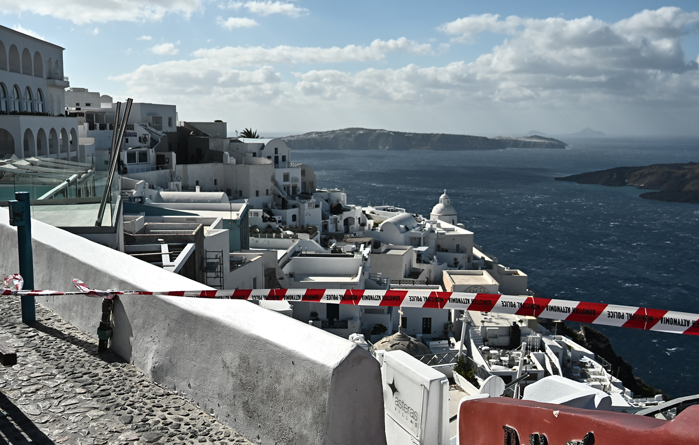 Σαντορίνη: 1.300 σεισμοί από την 1η Φεβρουαρίου – Παραμένουν τα προληπτικά μέτρα