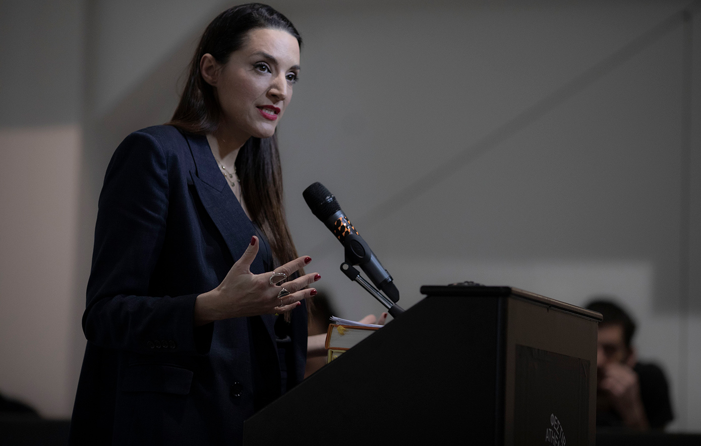 Κατερίνα Ευαγγελάτου Κατερίνα Ευαγγελάτου