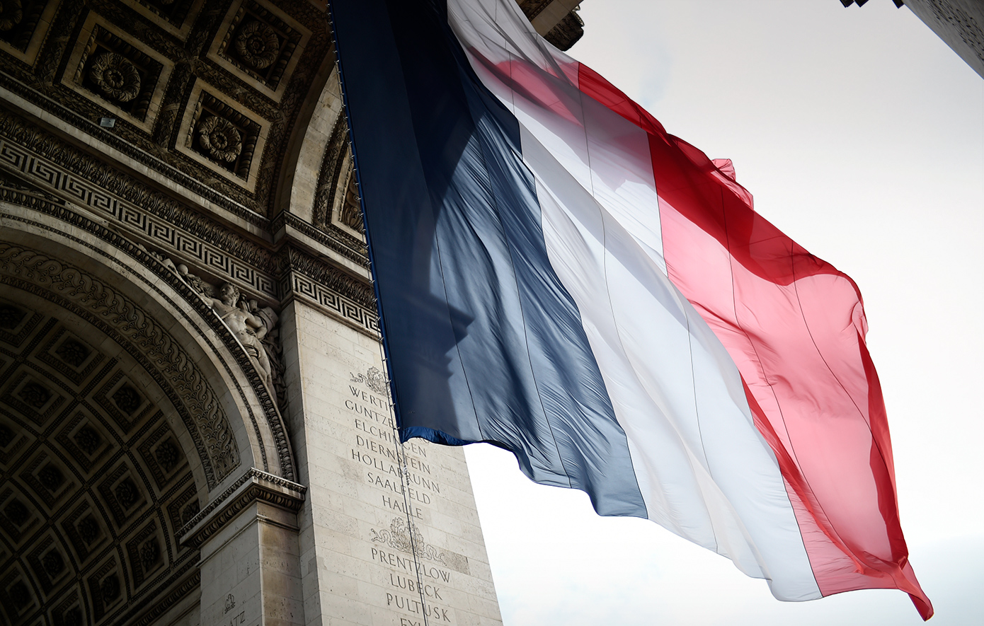 «Le Monde»: H αύξηση των αμυντικών δαπανών στη Γαλλία αναζωογονεί την οικονομική δραστηριότητα