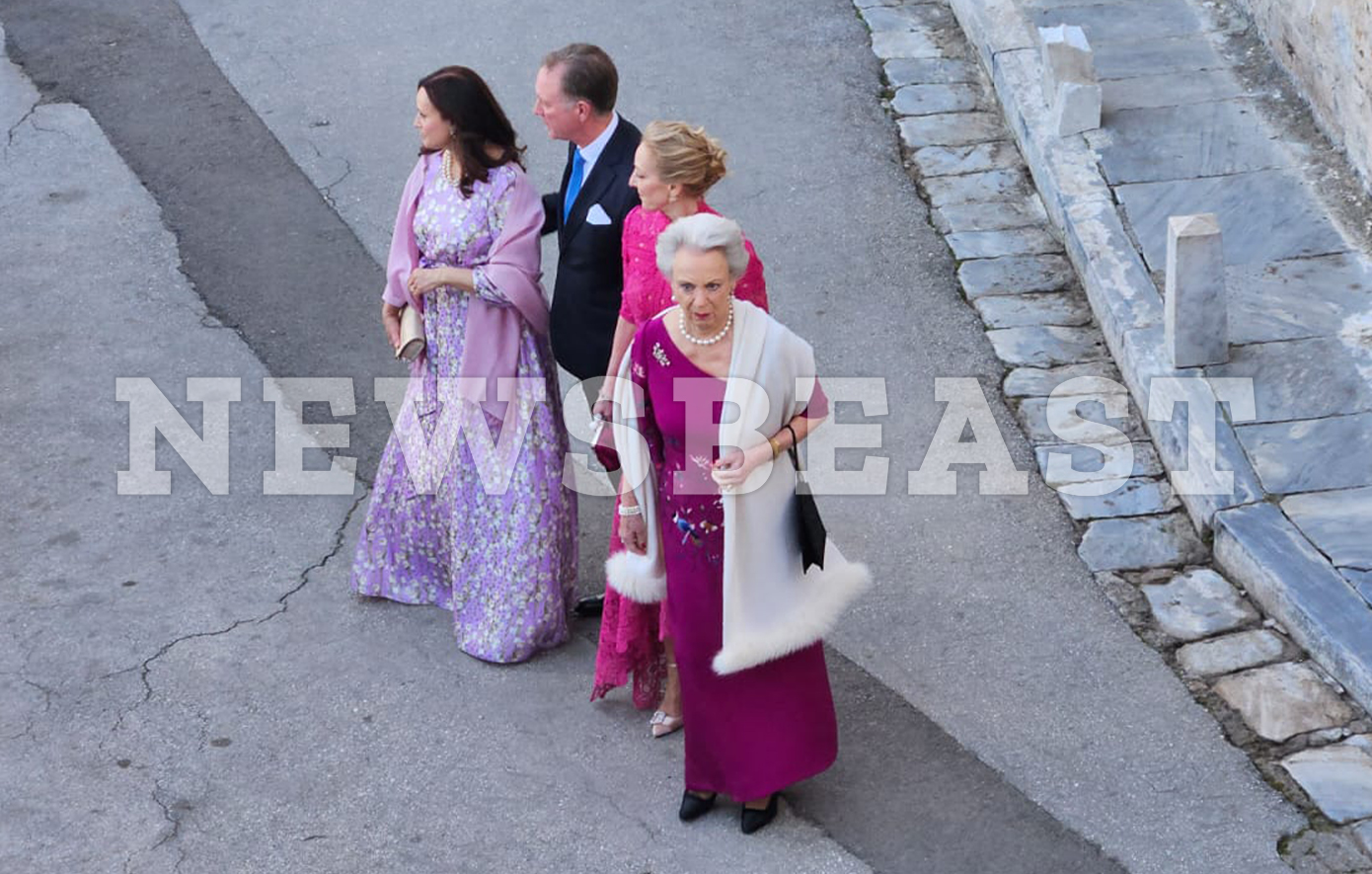 γαμος νικολαου ντε γκρες με την χρυση βαρδινογιαννη γαμος νικολαου ντε γκρες με την χρυση βαρδινογιαννη