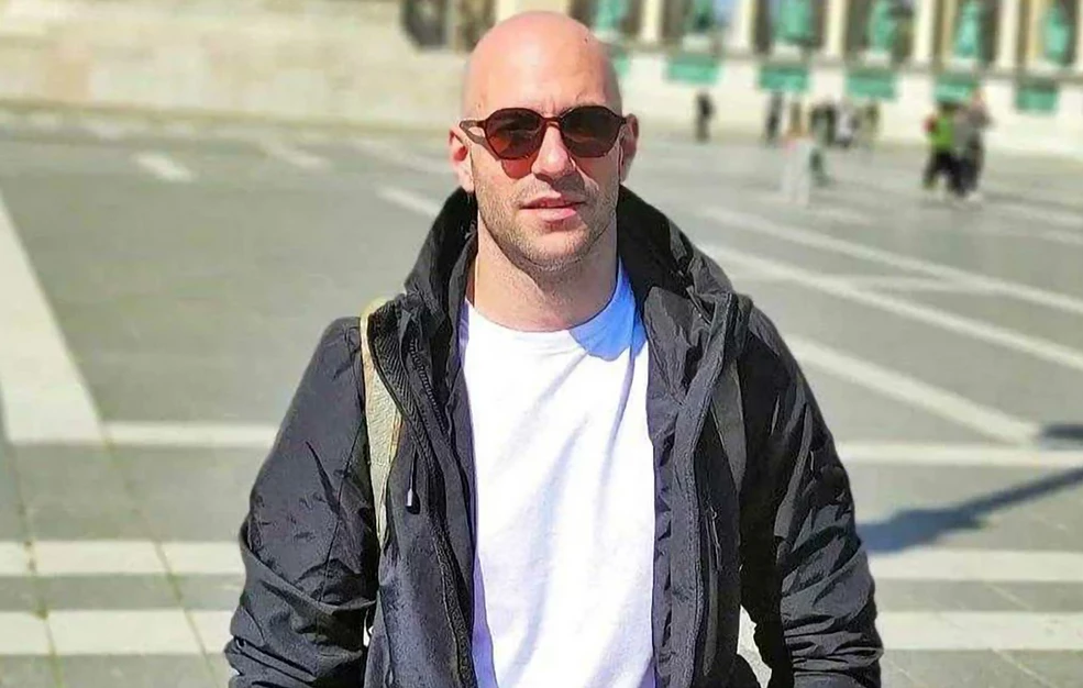 Δολοφονία Γιώργου Λυγγερίδη: Χειροπέδες σε οπαδό του Ολυμπιακού που επέστρεφε από τη Μεγάλη Βρετανία