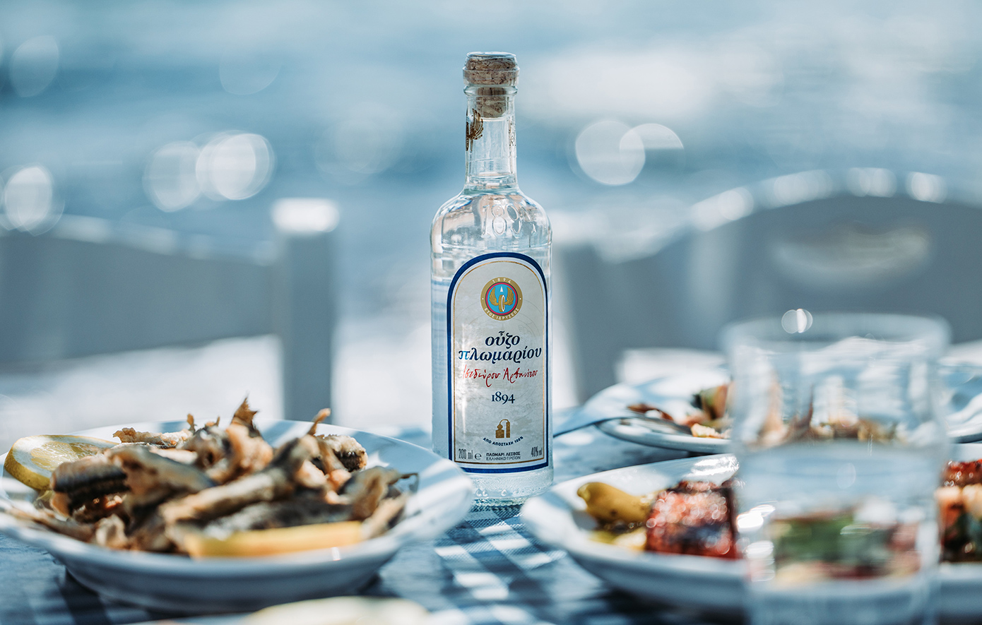 Ούζο Πλωμαρίου Ούζο Πλωμαρίου