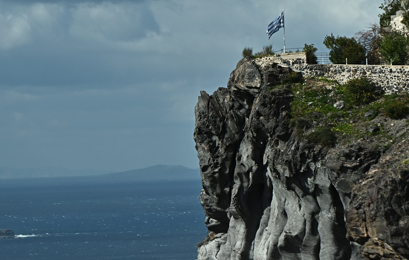 Πάνω από 12.800 σεισμοί μέσα σε 15 μέρες στη Σαντορίνη – Οι 14 μεγαλύτεροι από 4 Ρίχτερ
