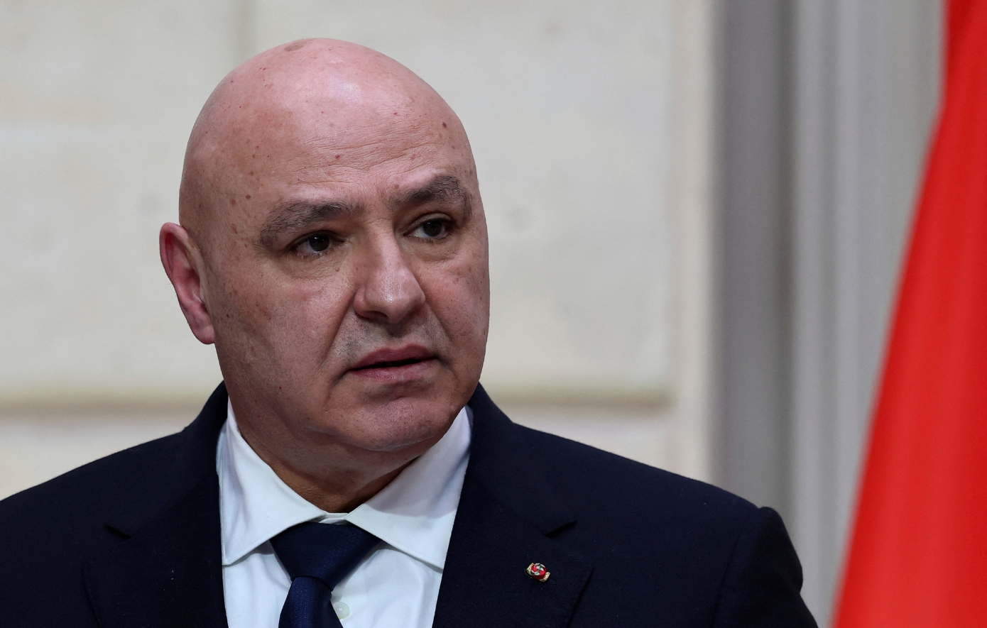 Ο πρόεδρος του Λιβάνου από το Παρίσι: Η Χεζμπολάχ δεν είναι υπεύθυνη για την εκτόξευση ρουκετών προς το Ισραήλ