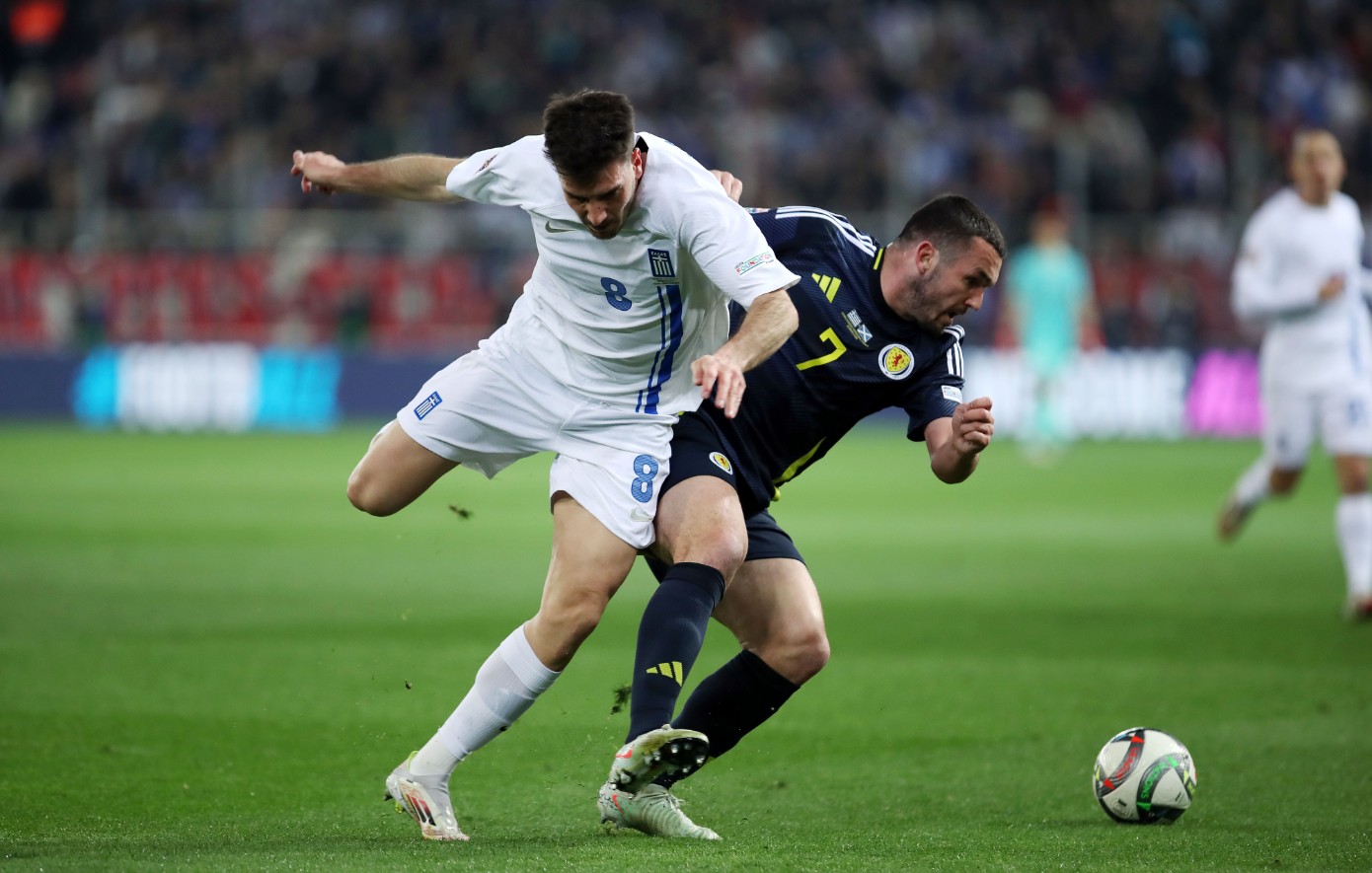 Ελλάδα – Σκωτία: 0-1 στο 33′ με πέναλτι ο ΜακΤόμινεϊ