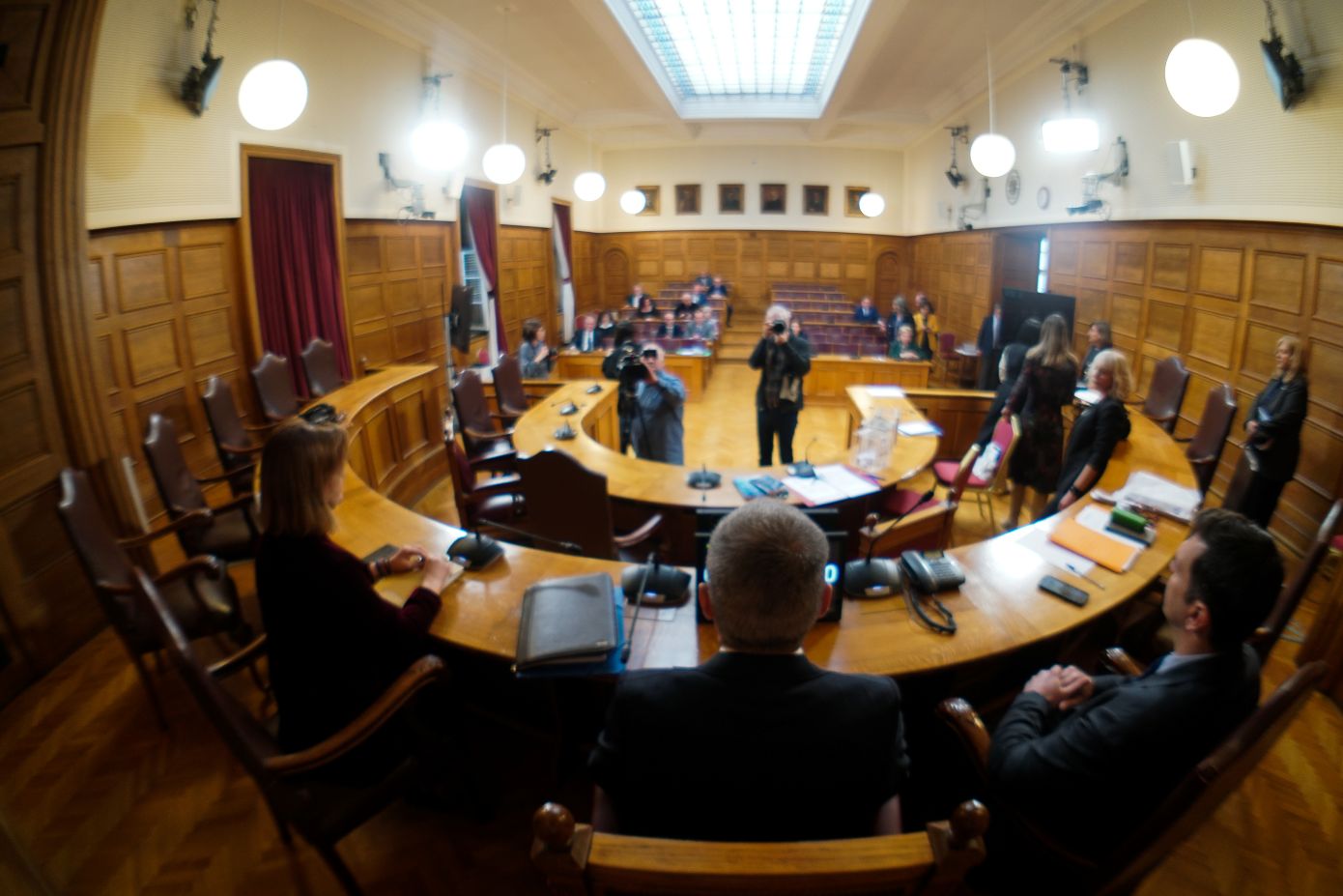 Προανακριτική για Τέμπη: Αίτημα για διακομματικό προεδρείο ζήτησαν κόμματα της αντιπολίτευσης – Έναρξη των εργασιών