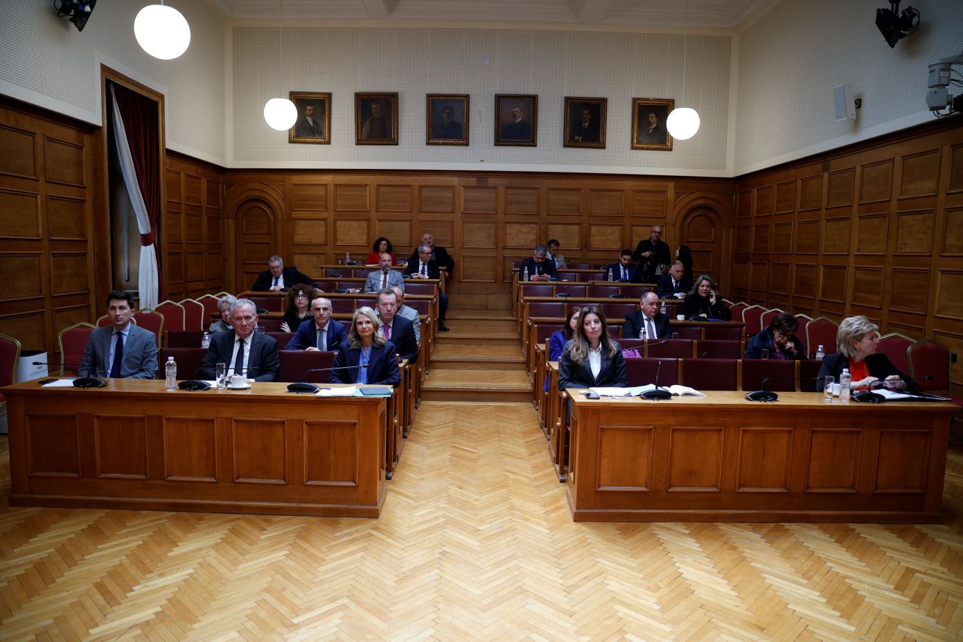 Συνεδριάζει η Προανακριτική επί του αιτήματος Τριαντόπουλου – Εξώδικο από συγγενείς θυμάτων