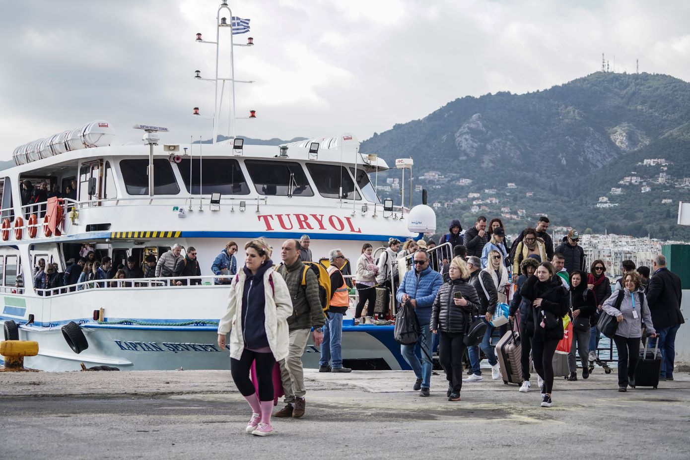 Tουρισμός: Σημαντική οικονομική ανάσα στα νησιά του Ανατολικού Αιγαίου από τους τούρκους επισκέπτες λόγω σεκέρ μπαϊράμ