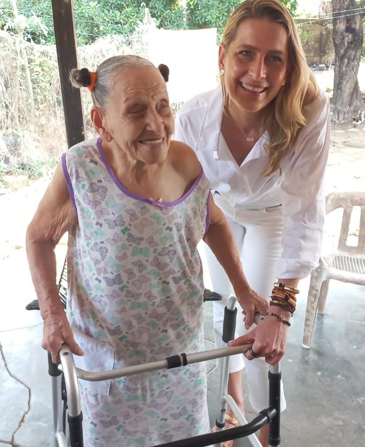 Η Τατιάνα Μπλάτνικ συνάντησε μετά από καιρό την γυναίκα που την μεγάλωσε: «Η αγάπη στην πιο αγνή μορφή» Η Τατιάνα Μπλάτνικ συνάντησε μετά από καιρό την γυναίκα που την μεγάλωσε: «Η αγάπη στην πιο αγνή μορφή»