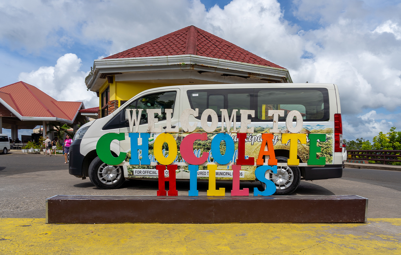 Σοκολατένιοι Λόφοι