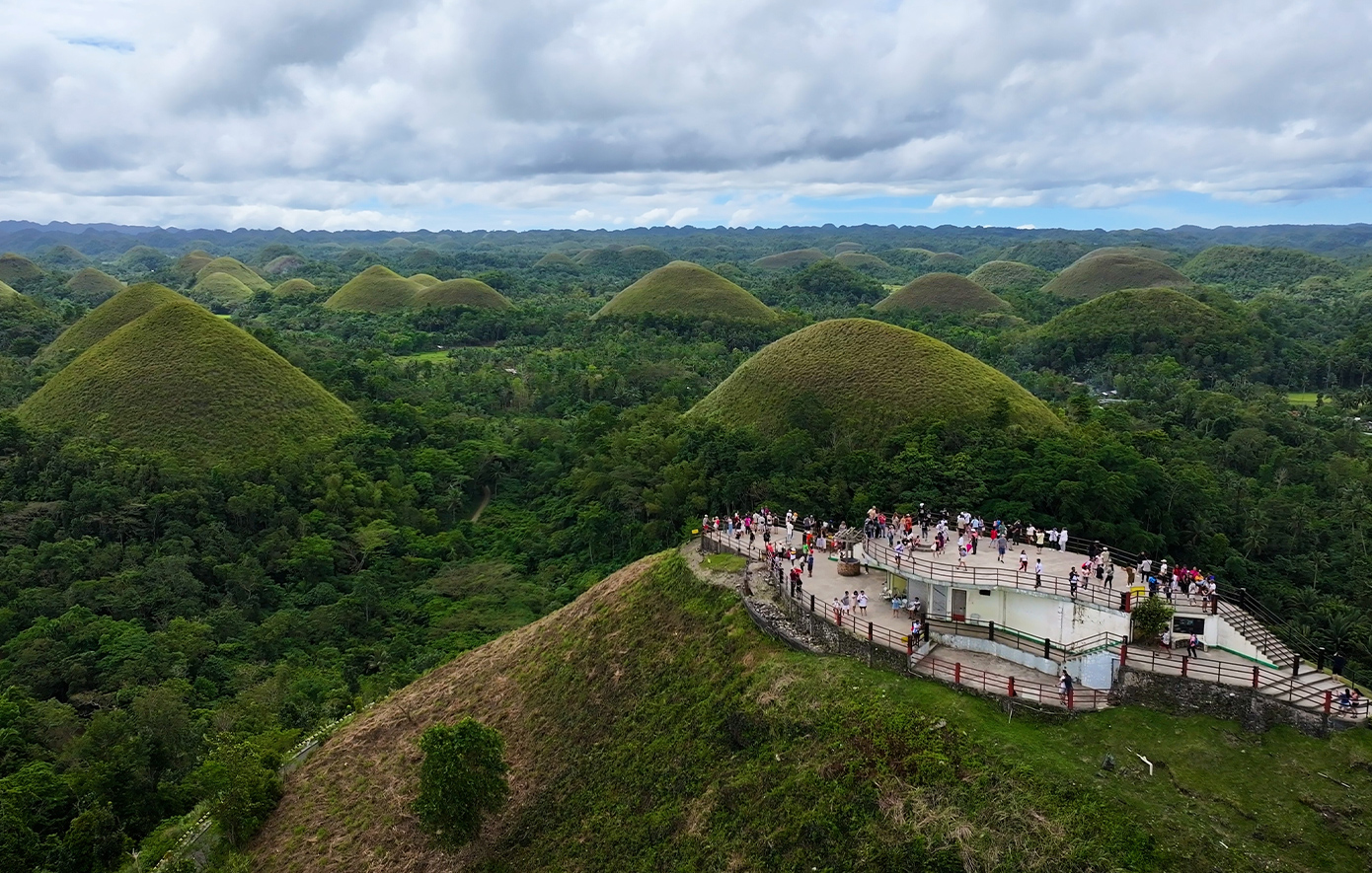 Σοκολατένιοι Λόφοι