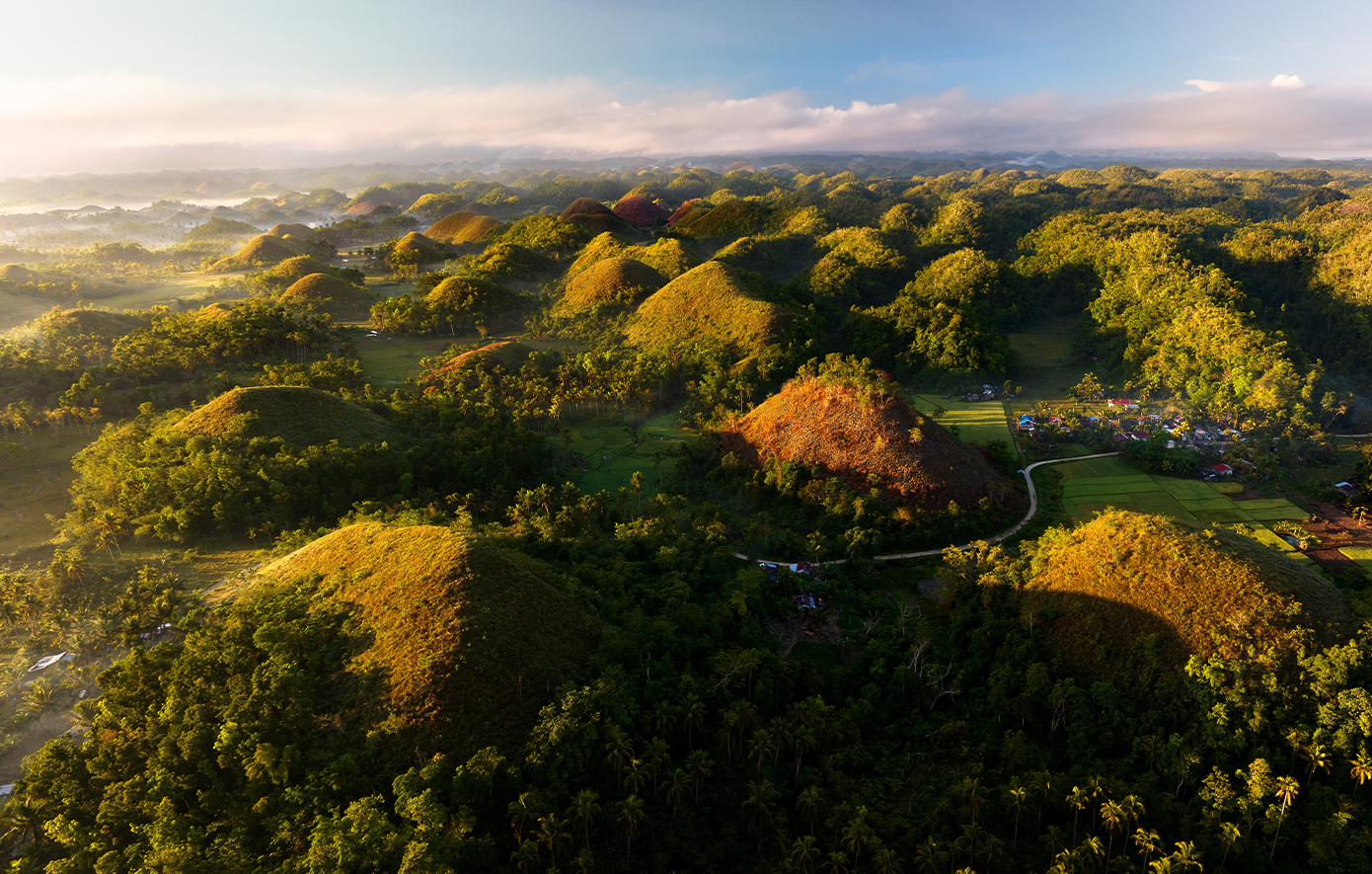 Σοκολατένιοι Λόφοι