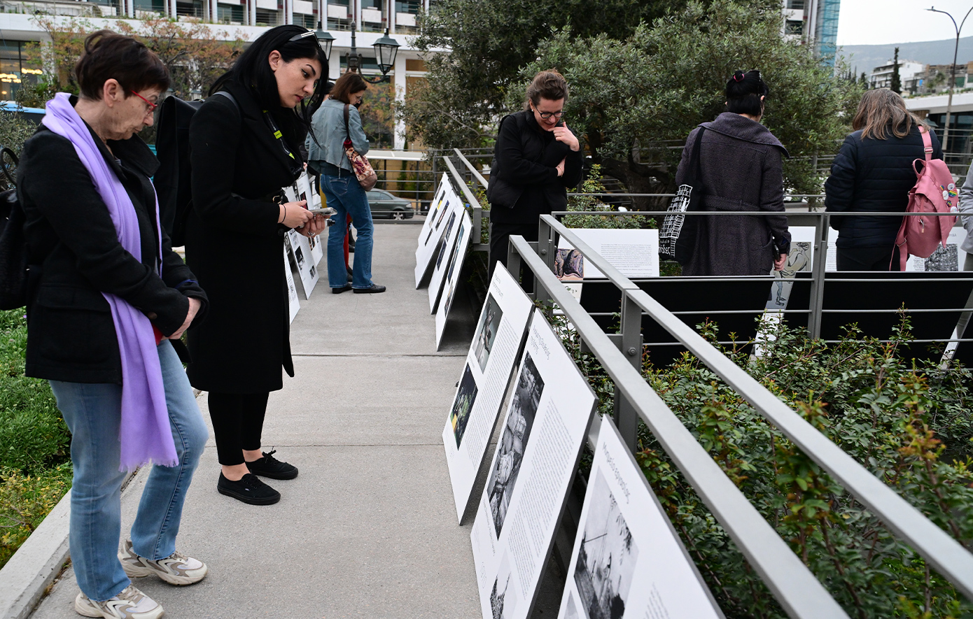 Πινακοθήκη -διαμαρτυρία Πινακοθήκη -διαμαρτυρία