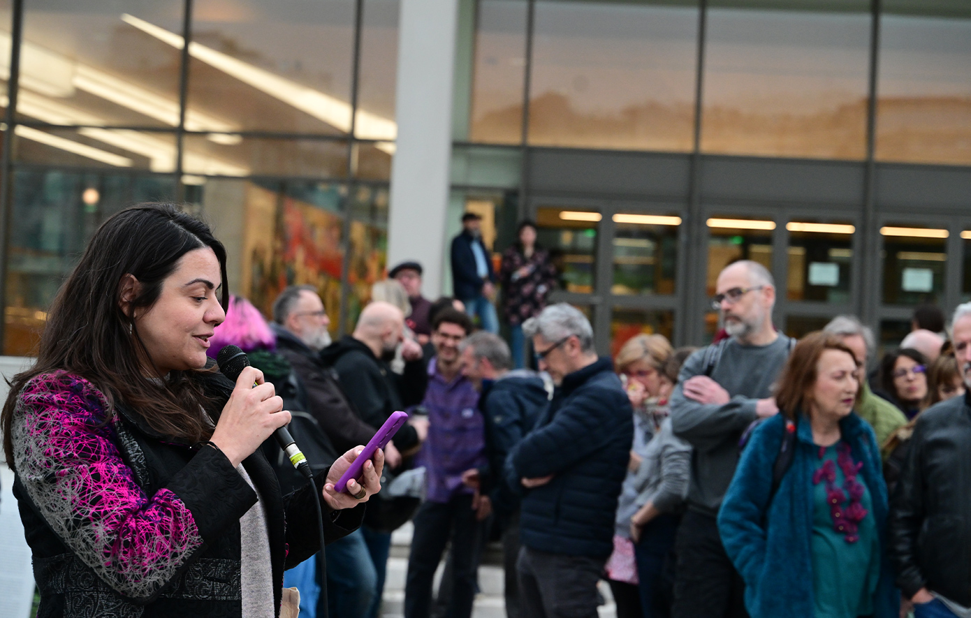 Πινακοθήκη -διαμαρτυρία Πινακοθήκη -διαμαρτυρία