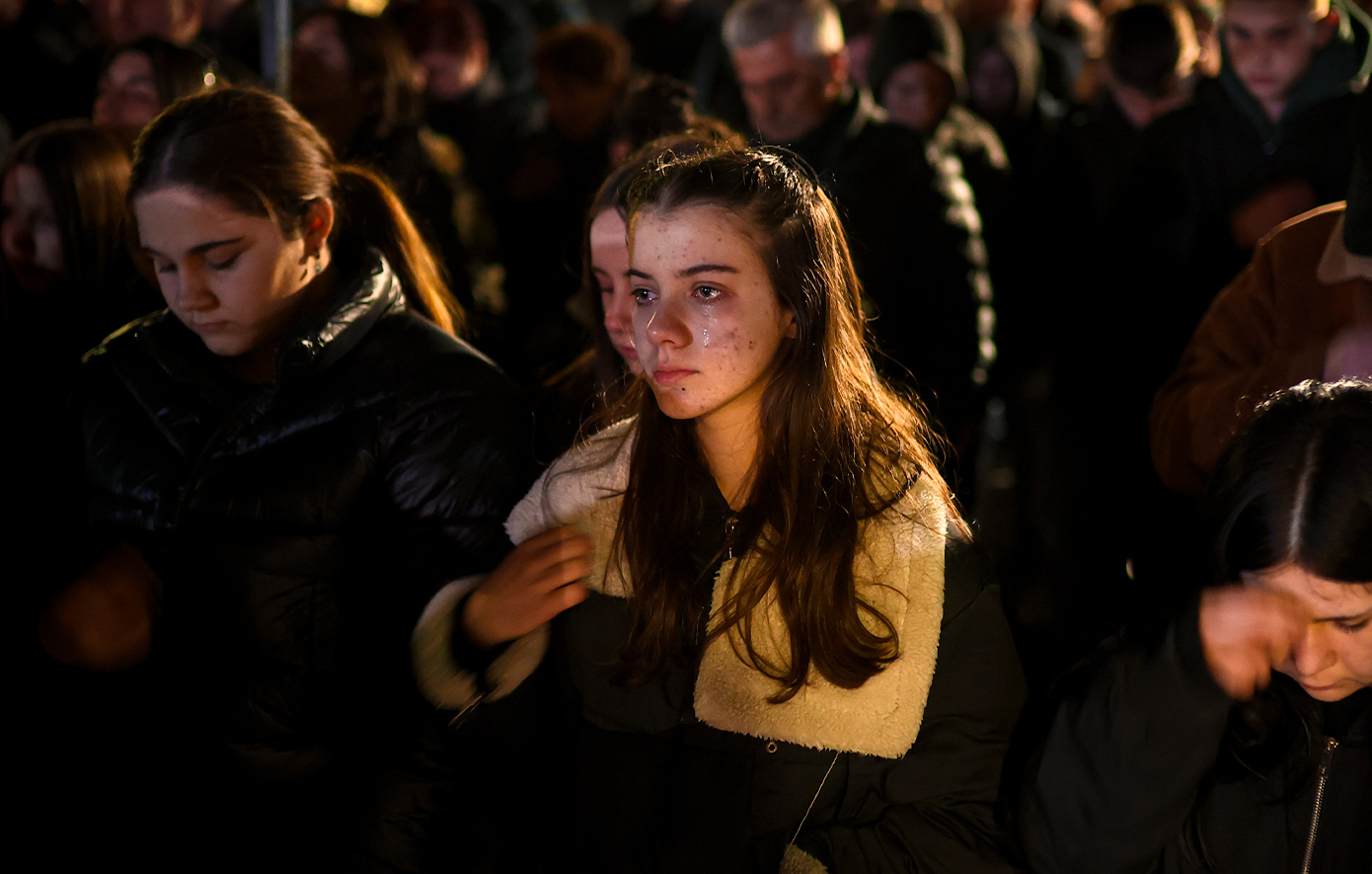 «Έσβησε» ένας ακόμη τραυματίας από την πυρκαγιά στη Βόρεια Μακεδονία – 60 οι νεκροί