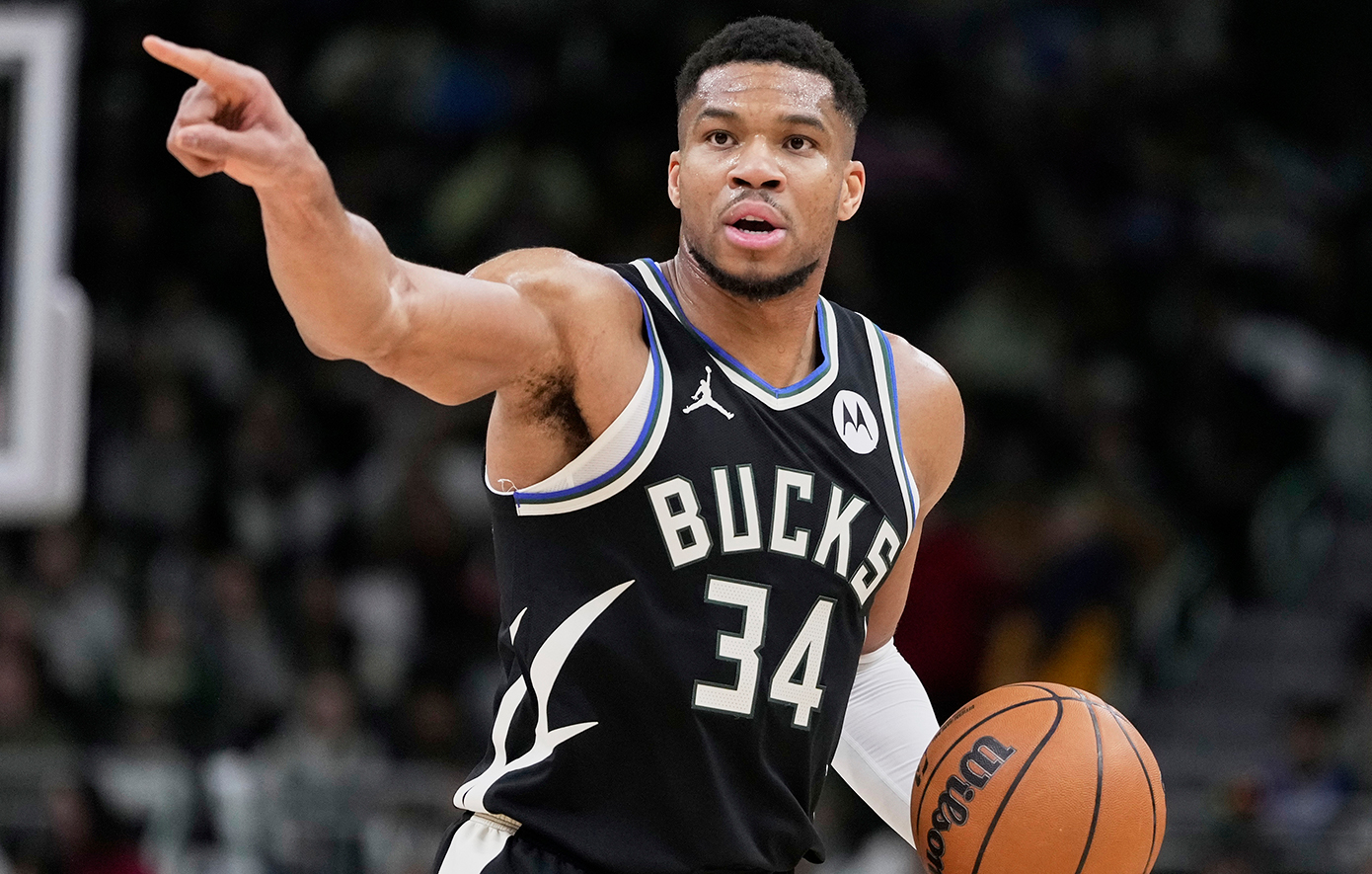 Μυθική ανατροπή των Μπακς με triple double του Γιάννη
