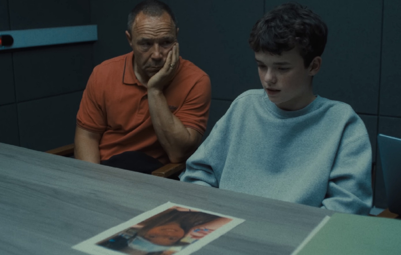 Το «Adolescence» εκθέτει το παγκόσμιο ζήτημα της εφηβικής βίας