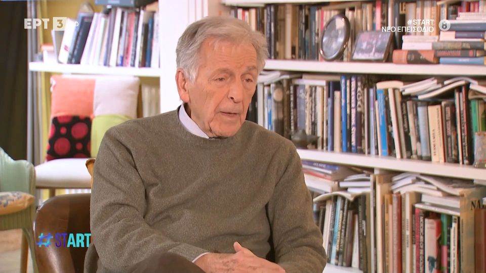 Κώστας Γαβράς: «Έπρεπε να βρω γάλα γαϊδούρας για να σωθεί ο αδελφός μου, ήμουν εννέα χρόνων»