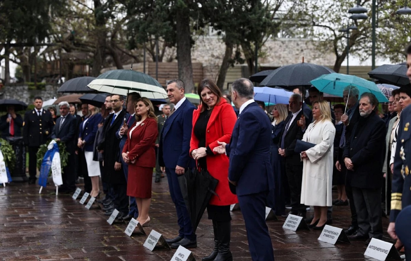 Χρήστος Κέλλας για τη Ζωή Κωνσταντοπούλου που δεν του έδωσε το χέρι: «Είναι λίγο ιδιόρρυθμη, μπορεί και να το περίμενα»