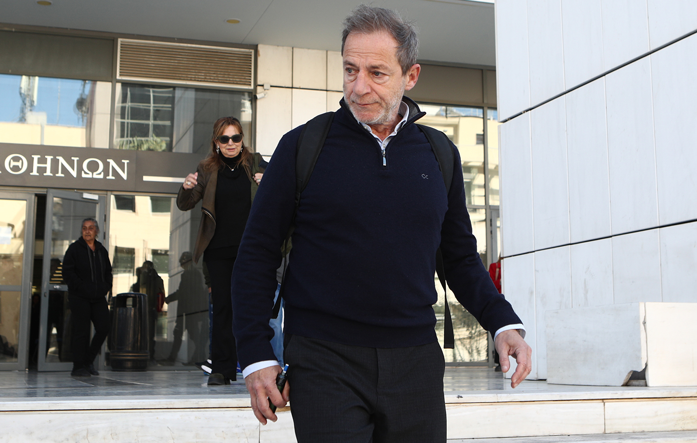 Νέα αναβολή στη δίκη Λιγνάδη &#8211; Τι ζήτησε η υπεράσπιση και οι πιθανότητες επιστροφής στη φυλακή