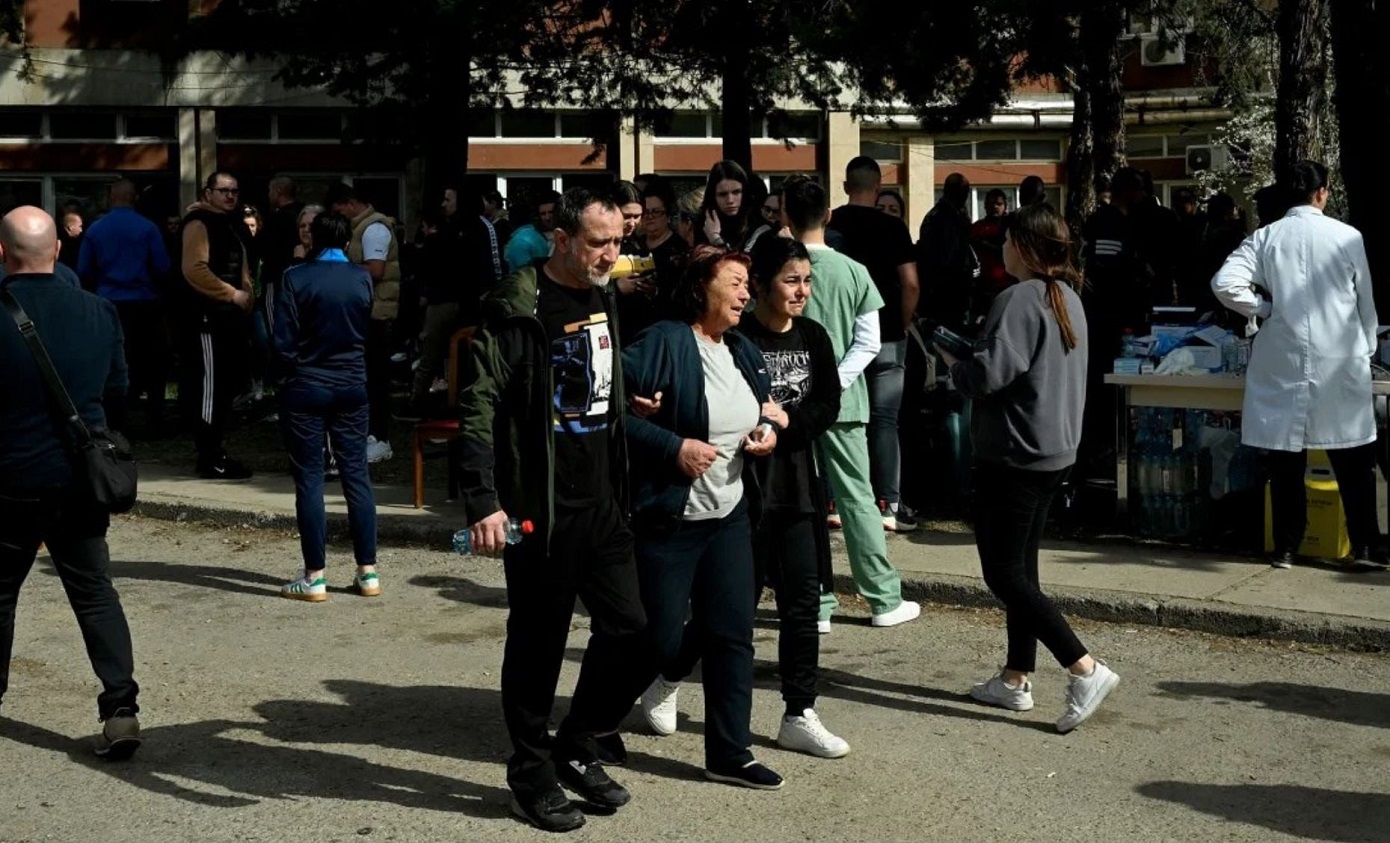 Στη Θεσσαλονίκη μεταφέρονται εγκαυματίες από τη φωτιά σε κέντρο διασκέδασης στη Βόρεια Μακεδονία – Στους 59 οι νεκροί